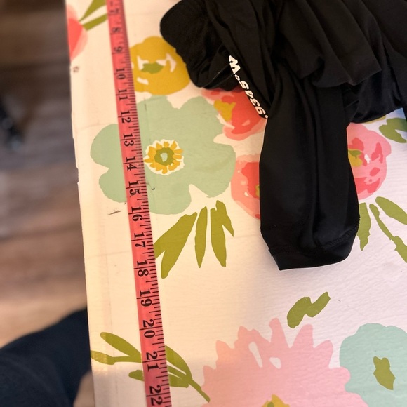 Battle XL Men's black Atheltic Shkrts With Built in Under Shorts - Picture 6 of 11